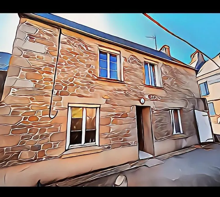 Дом отдыха Maison Typique Au Sein D'Un Village Remarquable Moncontour